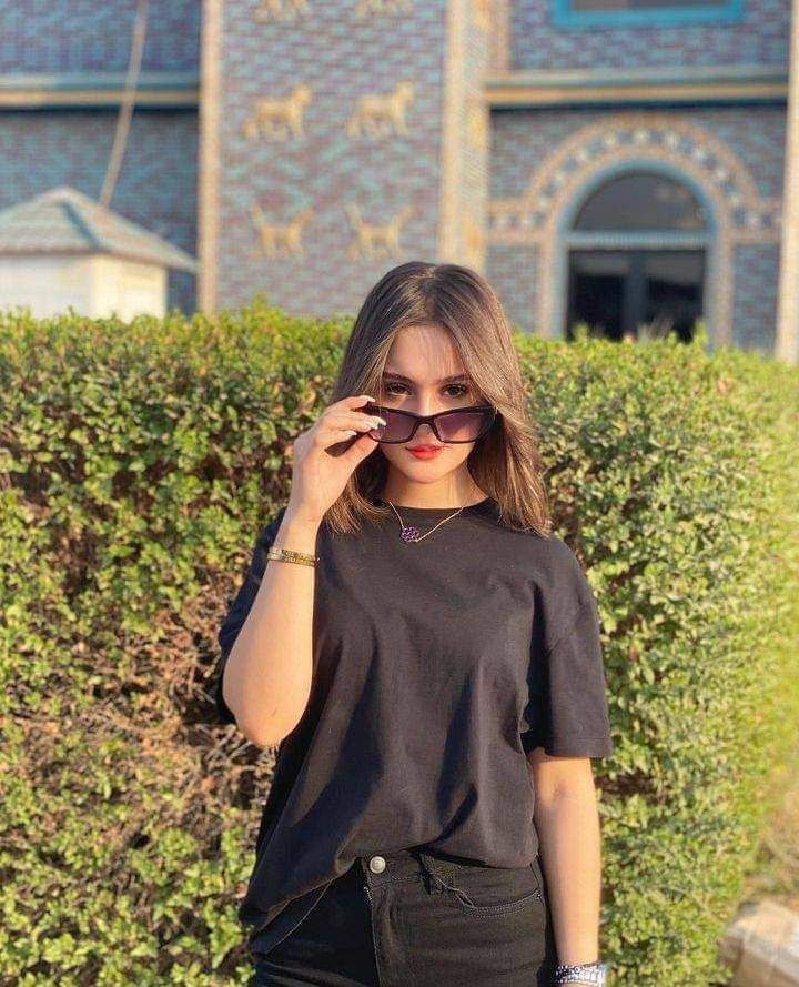 Cute Instagram dp for girls