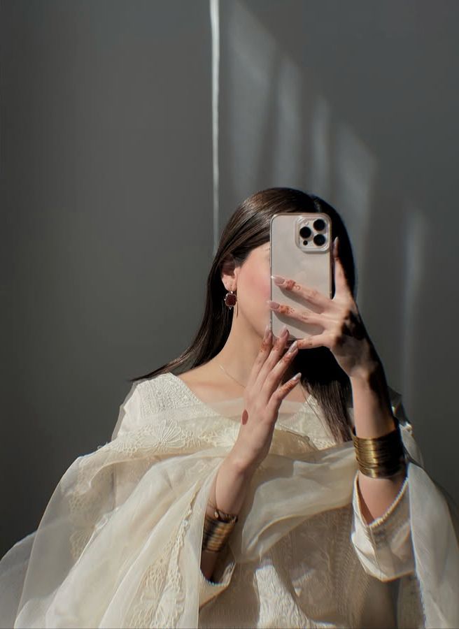 Instagram dp for girls fashion