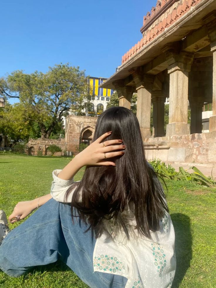 Instagram dp for girls sassy look