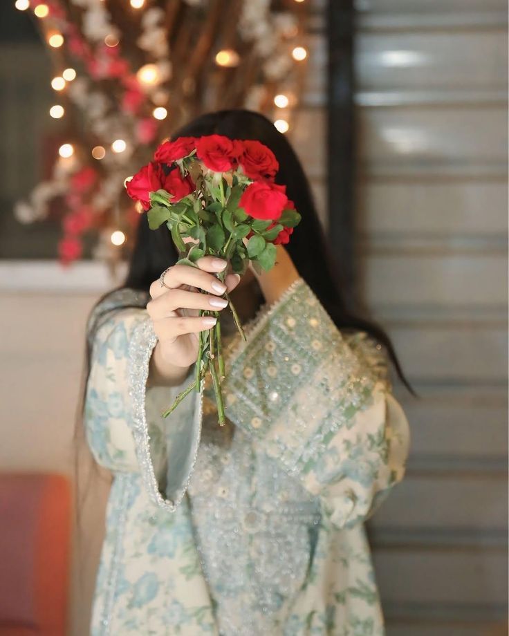 Instagram dp for girls with sunglasses