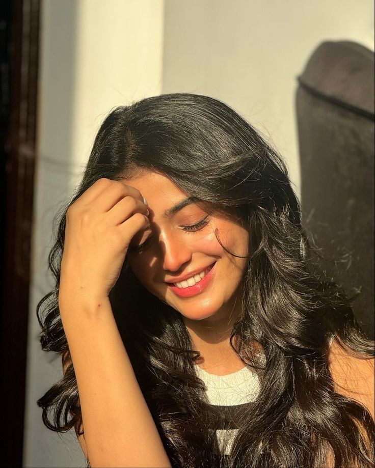 Trending smile dp hd