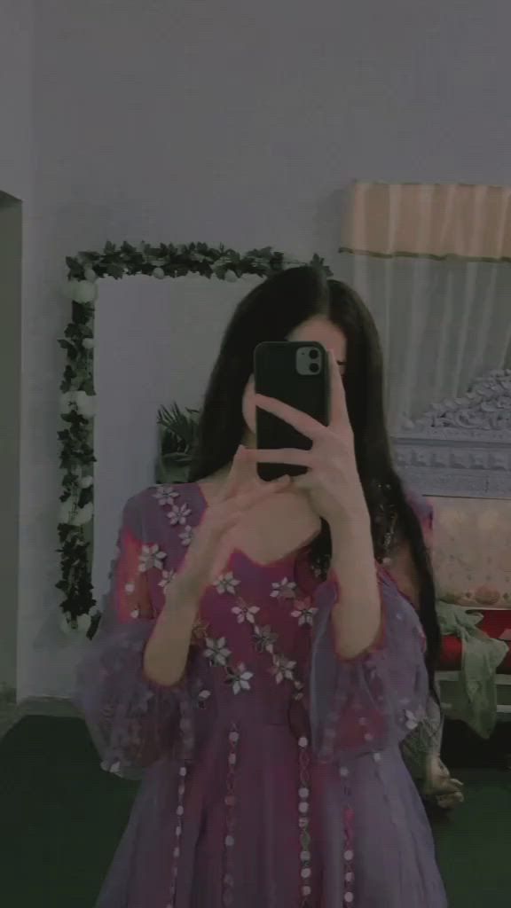 beautiful girl blur pic