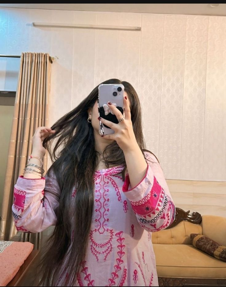 beautiful real girl pic