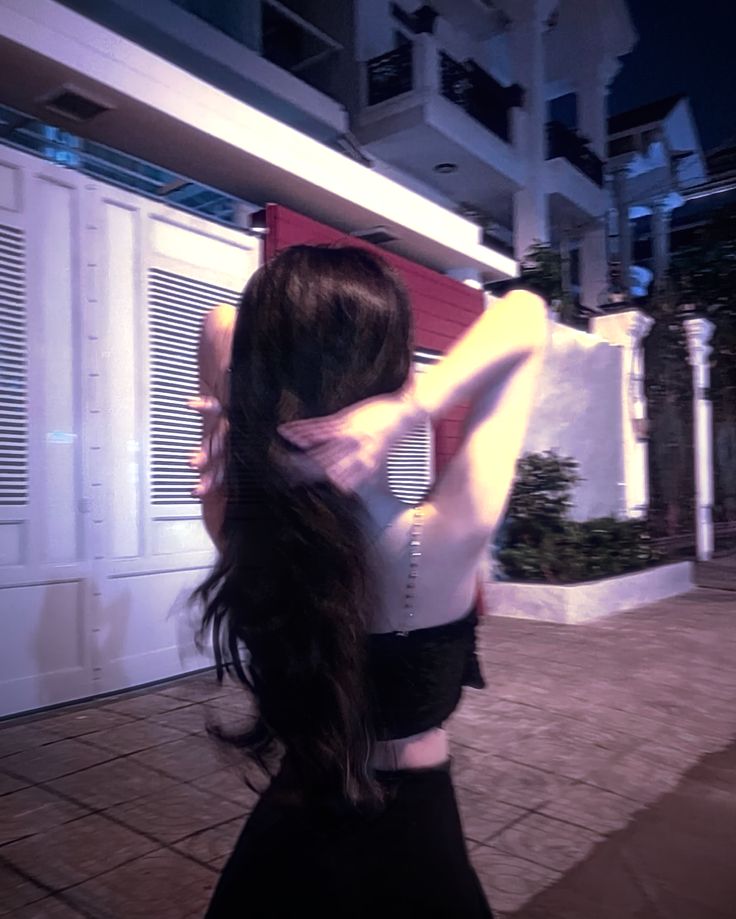 blur girl dp dark aesthetic