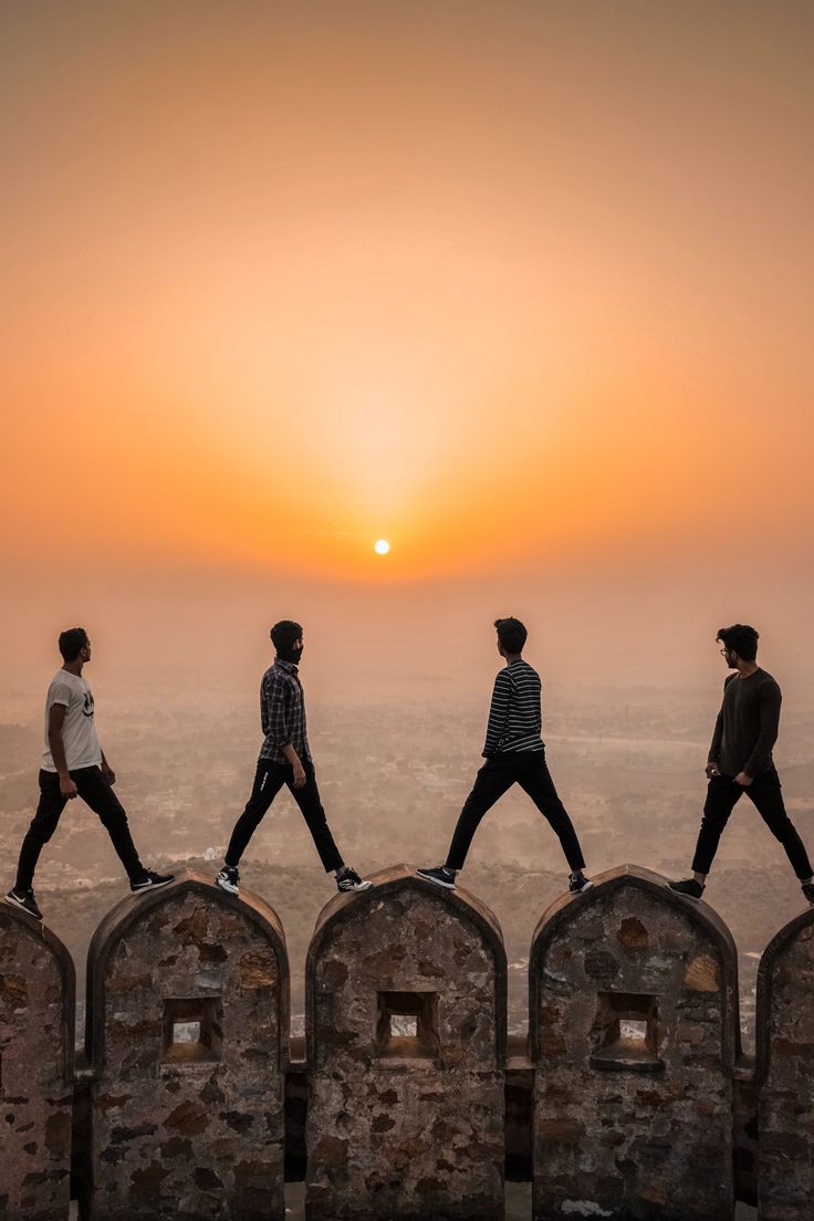 friendship love dp for whatsapp