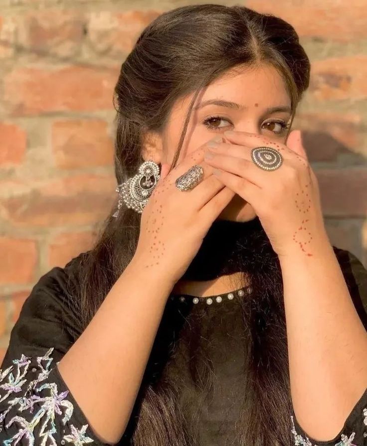 hidden face girl dp download