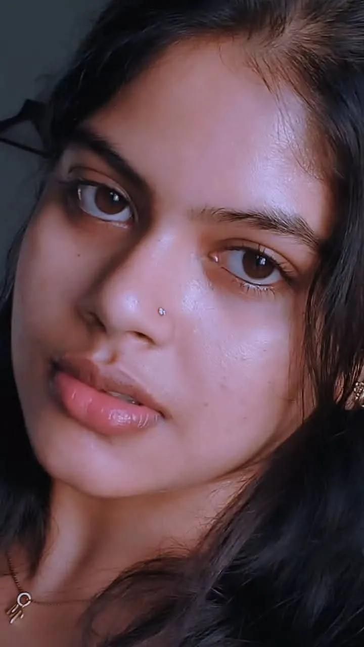 indian girl latest dp for instagram