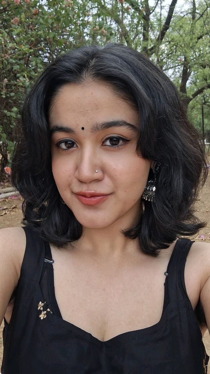 indian girl photo download for instagram