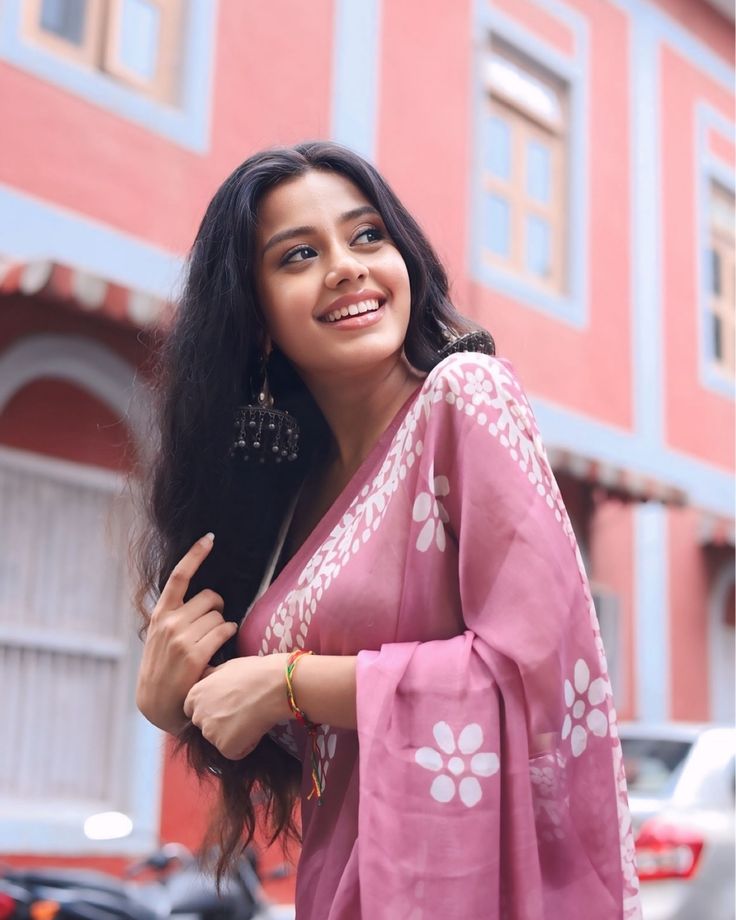 marathi real girl pic