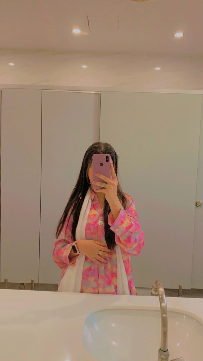 real girl pic for tinder profile