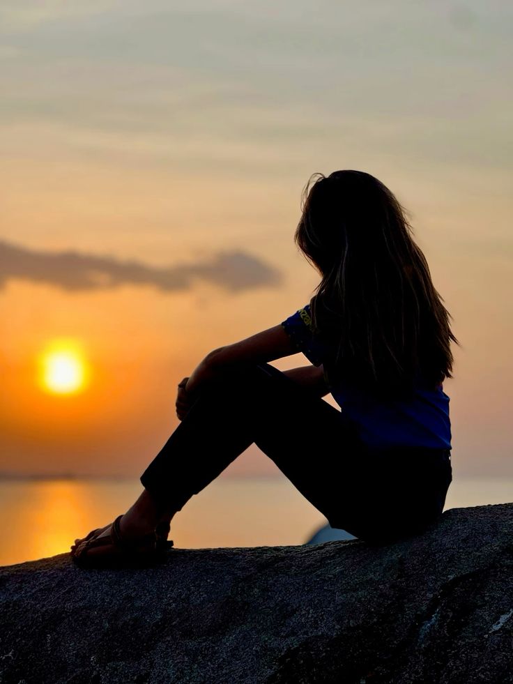sad alone dp boy whatsapp