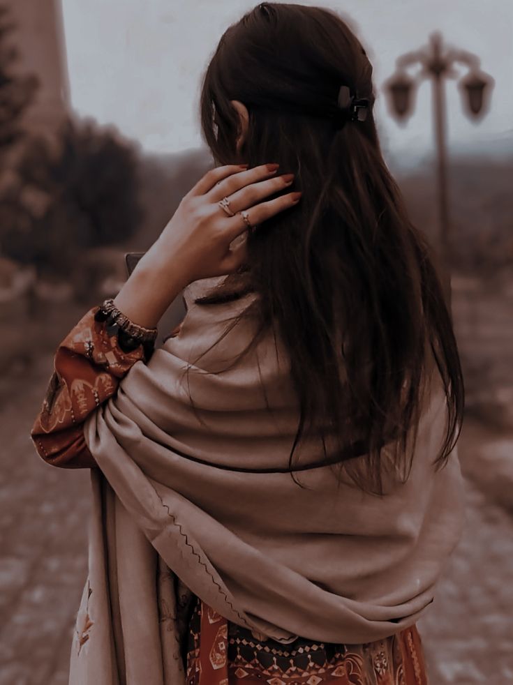 selfie blur picture girl