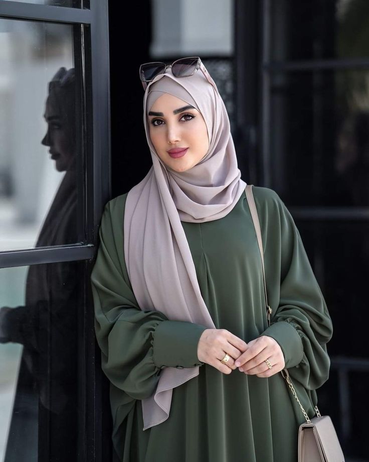 simple hijab girl dp