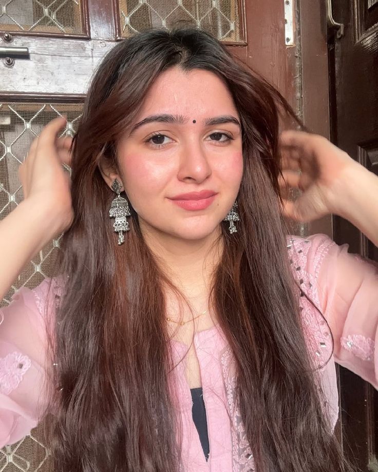 simple indian girl images for whatsapp