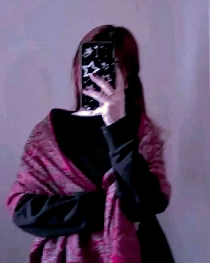 aesthetic blurry pictures girl