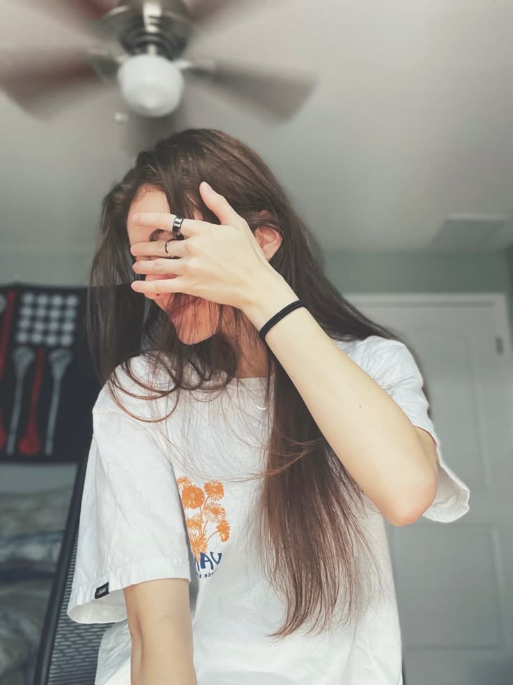 hidden face girl dp for tiktok